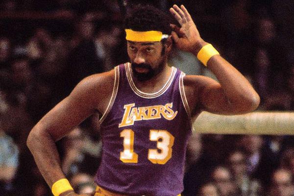 迪马：弗拉霍维奇已经伤愈并随队训练，以备战都灵德比（迪马：弗拉霍维奇伤愈复出，已随队合练备战都灵德比）