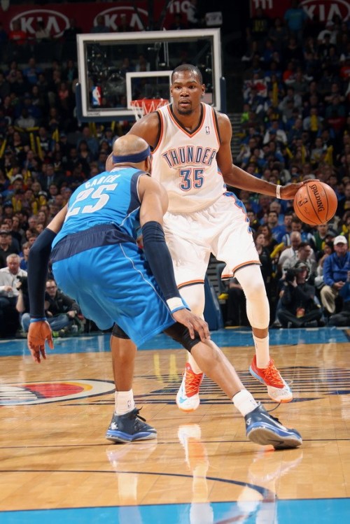 天空：抗议活动不断，苏超凯尔特人股东大会草草收场（Sky：抗议声不止，苏超凯尔特人股东大会匆忙收场）