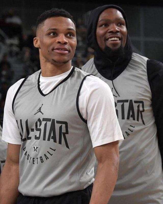 斯基拉：那不勒斯计划通过冬窗买中场，目前看上梅努等5人（斯基拉：那不勒斯冬窗补强中场，锁定包括梅努在内的5名目标）