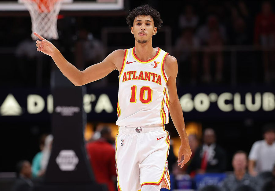 FC首尔官方：我们向球迷致歉，亚冠战绩低迷理应接受批评（FC首尔官方致歉：亚冠表现不佳，接受球迷批评）